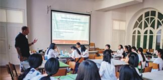 9th edition of The Feeds & Nutrition Course By SFR