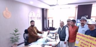 Memorandum presented to Govt. to safeguard the Indian Poultry industry