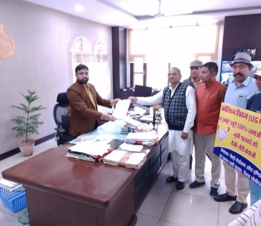 Memorandum presented to Govt. to safeguard the Indian Poultry industry