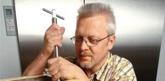 Mixing homogeneity of dry bulk amino acids and liquid amino acid analogue