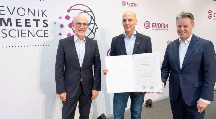 Evonik is developing a novel microbial consortium to reduce antibiotics in poultry farming