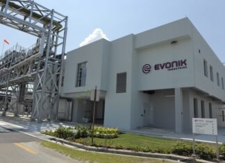 Upgrade of Evonik’s MetAMINO® production in Singapore reaches first milestone