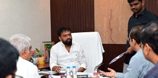 Labour Minister Announces Commercial Fodder Farming in 350 Acres of Govt. Land Along Godavari