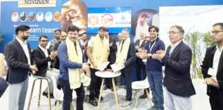 Easy Poultry Innovation LLP Partners with NovoGEN to Introduce NOVOGEN ULTRA LIGHT Layer Birds in India